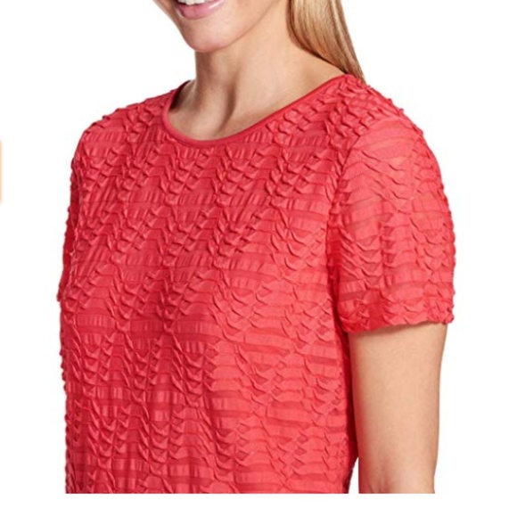 Calvin Klein Women's Stretch Textured Tee Shirt - Picture 4 of 5